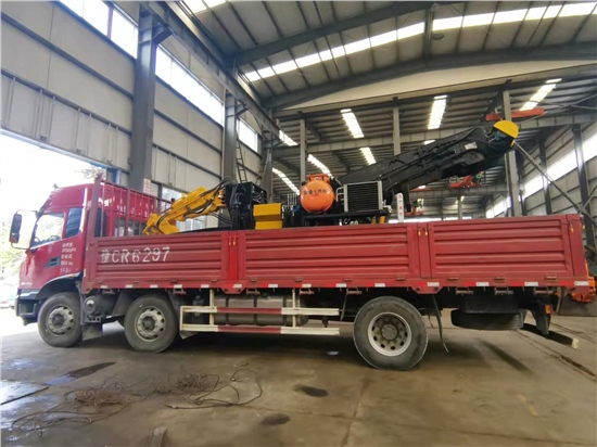 洛陽欒川軌輪扒渣機裝車發貨成功